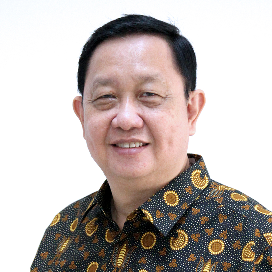 Pdt. Lie Han Ing, M.Min., M.Th.